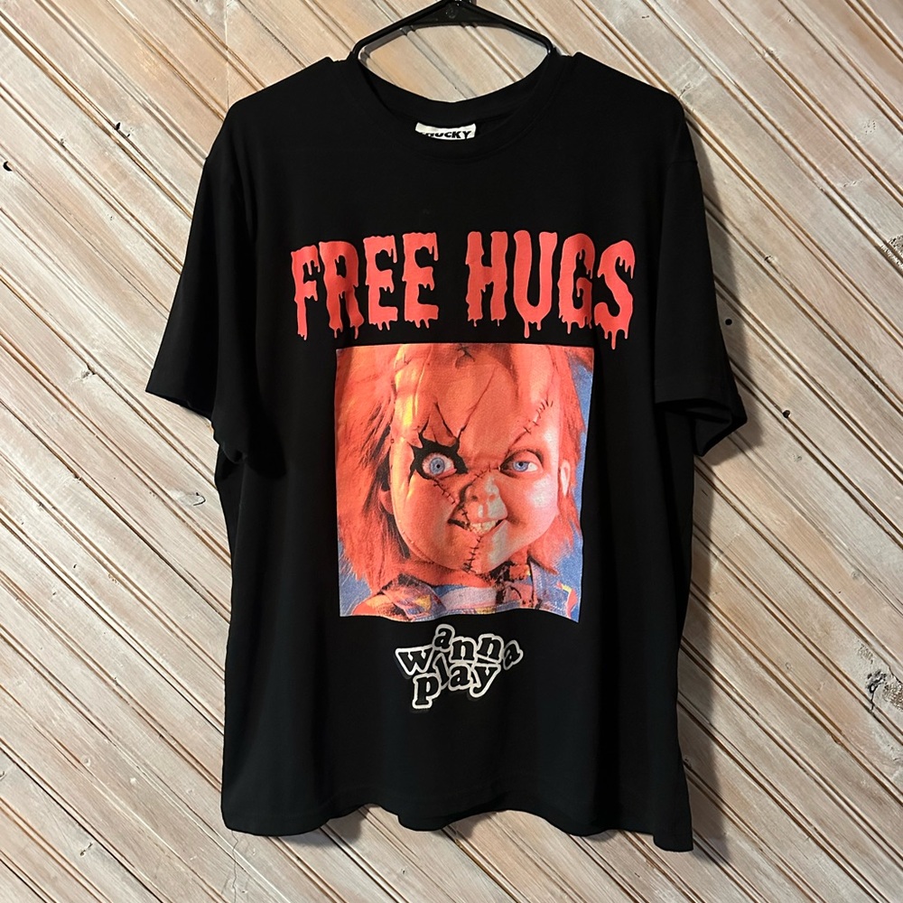 Chucky Childs Play Horror Graphic Tee Free Hugs Wanna Play? Bloody